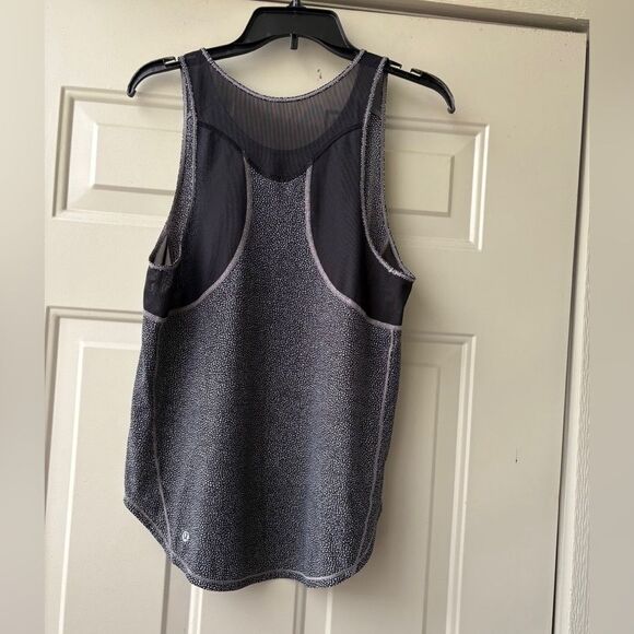 Lululemon Black Speckled Tank withMesh Detail size 6 - Picture 4 of 7